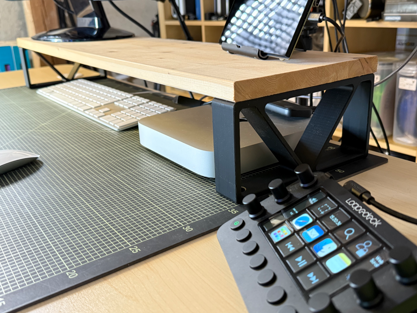Monitor riser